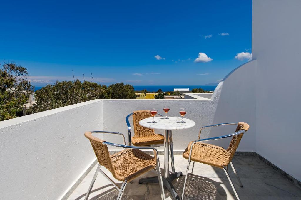 Ifestos Villa Тира Номер фото